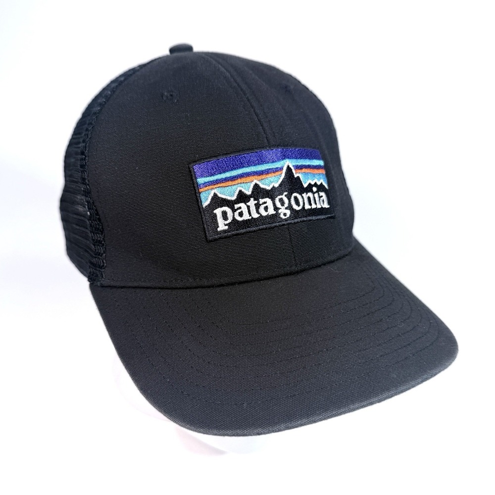 Patagonia P-6 Logo Trucker Hat Black Mesh Snapback NetPlus Outdoor Mens